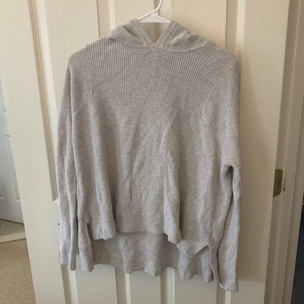 🤍GRAY ATHLETA SWEATER